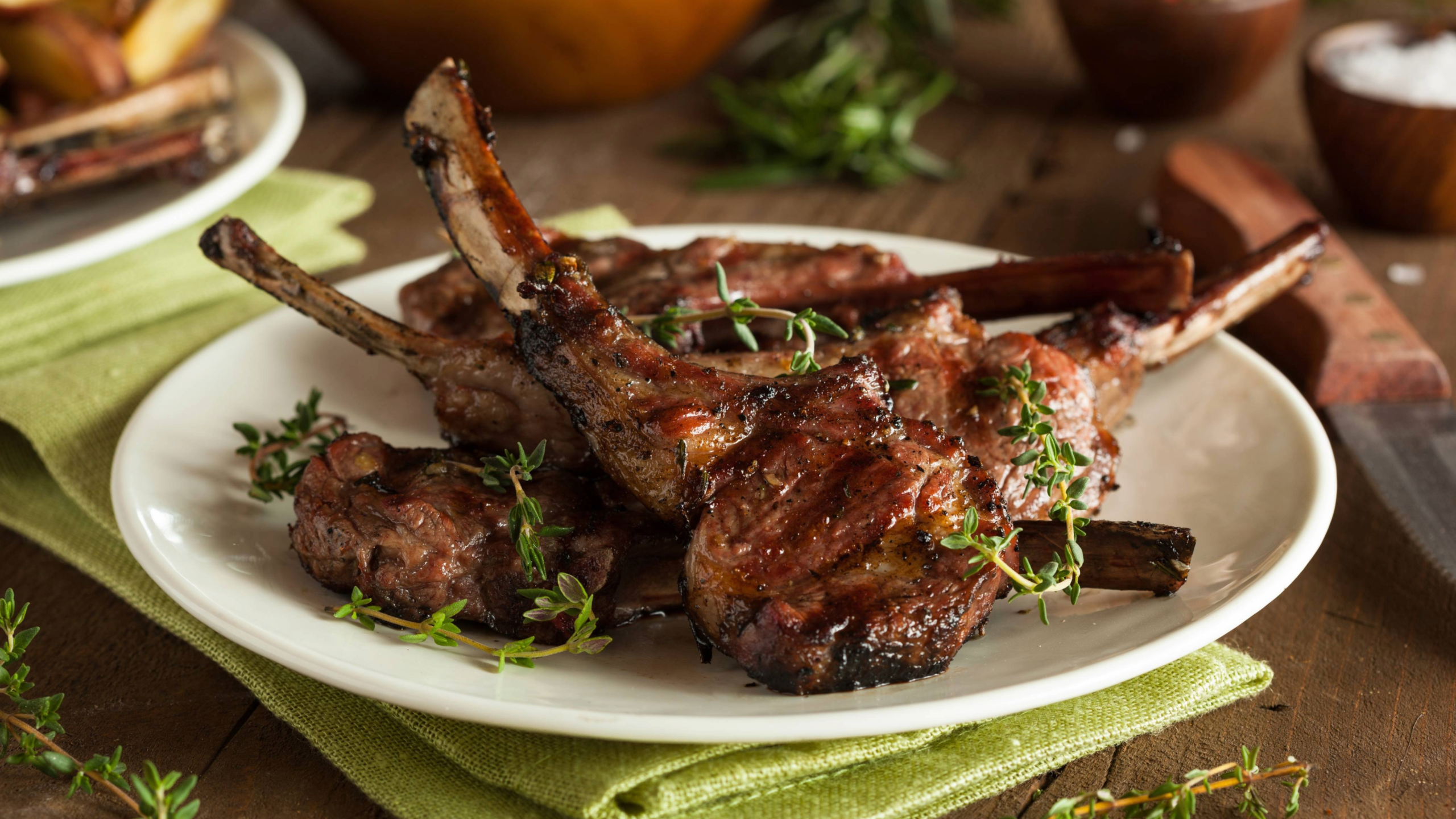 Lamb chops with lemon thyme and honey