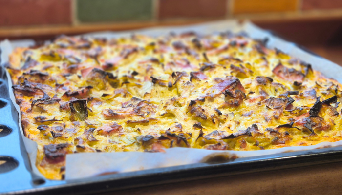 Bacon & leek farmhouse bake