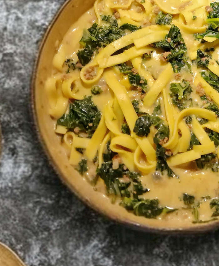 Beef, cavolo nero & tagliatelle curry