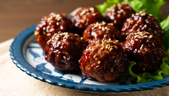 Sticky beef meatballs